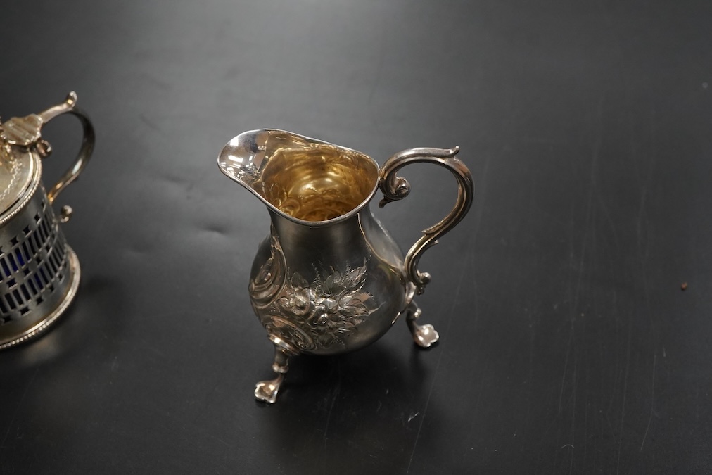 A Victorian pierced silver drum mustard por and cream jug first heoght 6cm., weight approx. 5.79ozt
